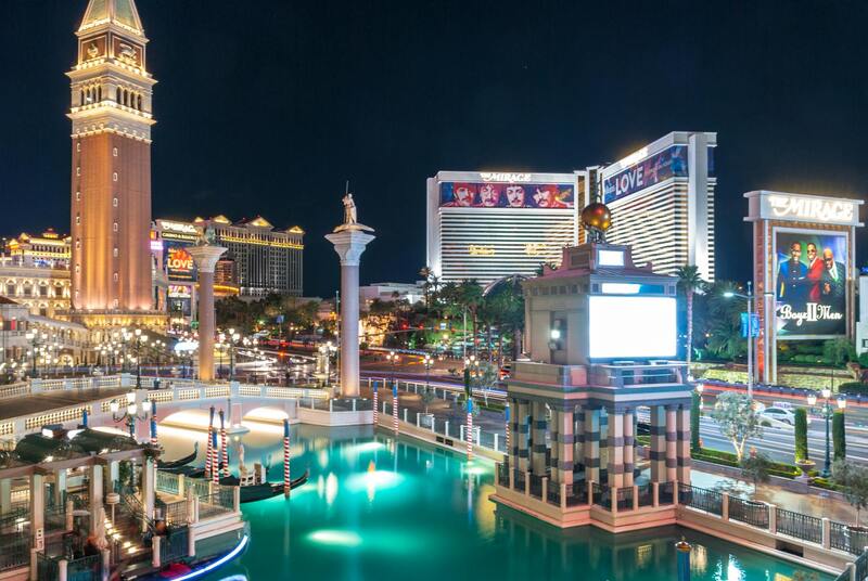 Bet99 Online Gaming: Slots, Casino, And More